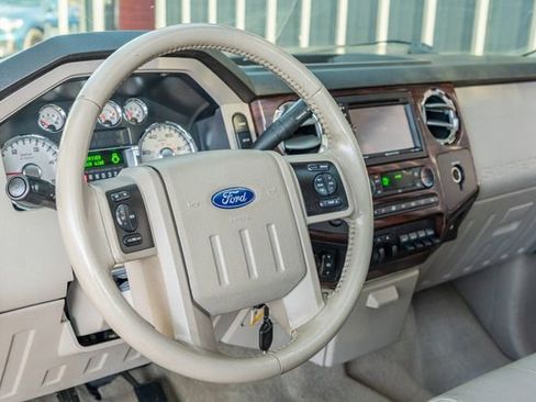 Used 2008 Ford F250 Lariat image 24