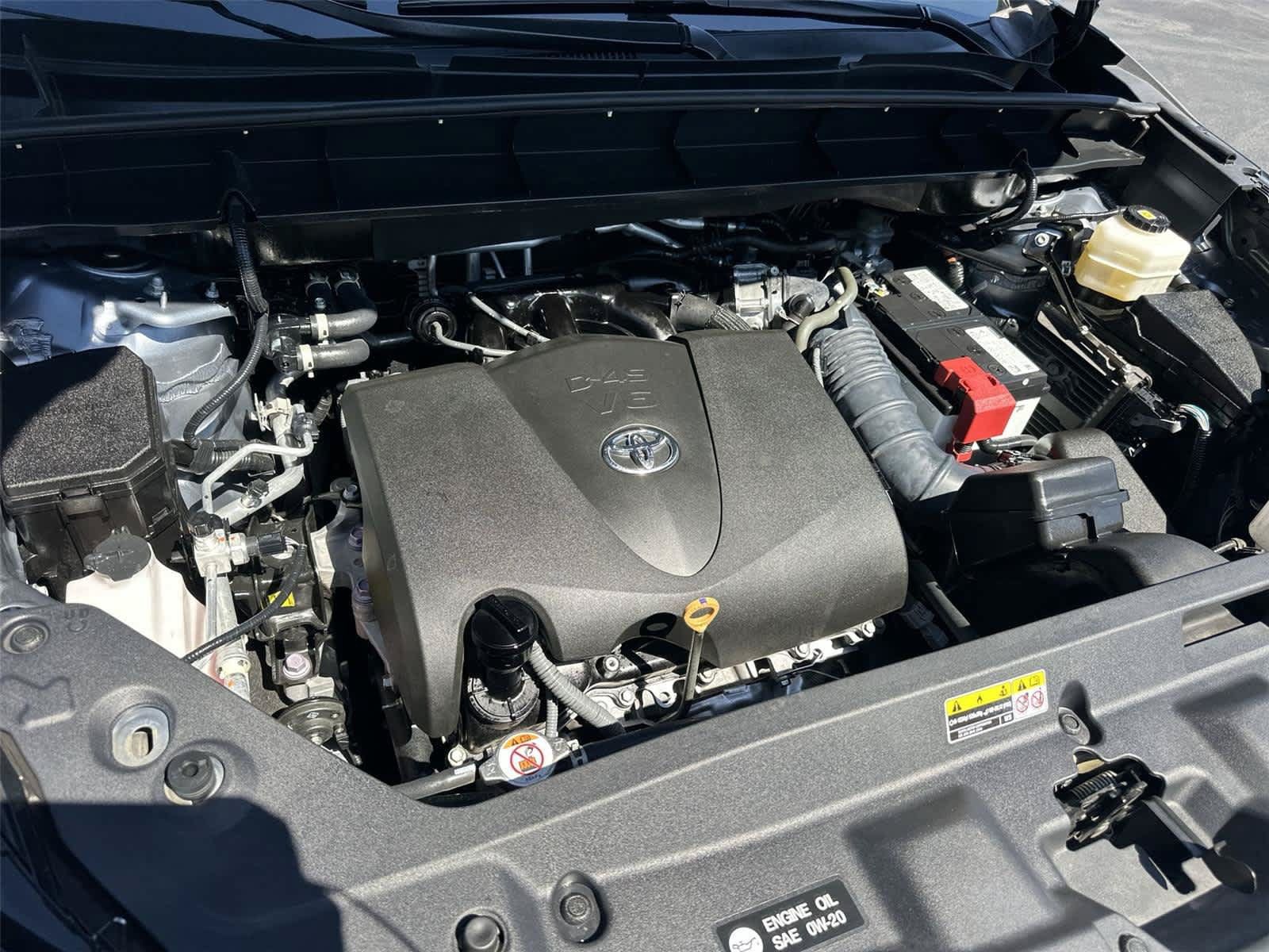 Used 2022 Toyota Highlander Platinum FWD image 10