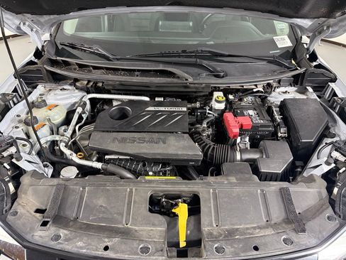 Used 2024 Nissan Rogue SV FWD image 43