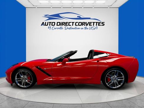 Used 2019 Chevrolet Corvette Stingray Coupe w/ 1LT RWD image 6