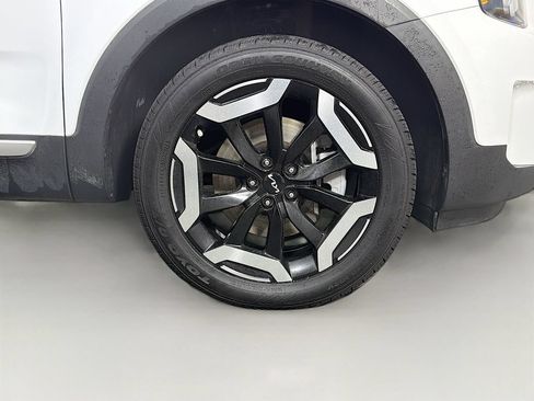 Used 2023 Kia Telluride S AWD/4WD image 34