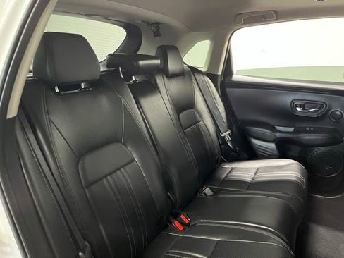 Used 2024 Honda HR-V EX-L image 13