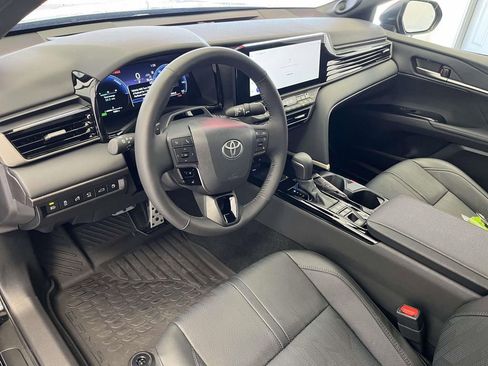 Used 2026 Toyota Camry XSE w/ Premium Plus Package image 17