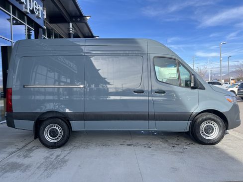 New 2026 Mercedes-Benz Sprinter 2500 image 4