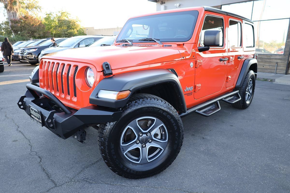 Used 2020 Jeep Wrangler Unlimited Sport S AWD/4WD image 2