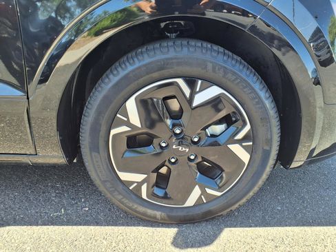 Used 2023 Kia Niro Wind FWD image 9