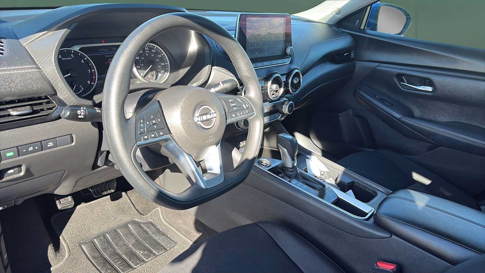 Used 2024 Nissan Sentra SV FWD image 13