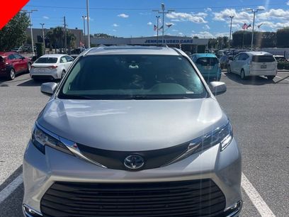 Used 2021 Toyota Sienna XLE w/ XLE Plus Package