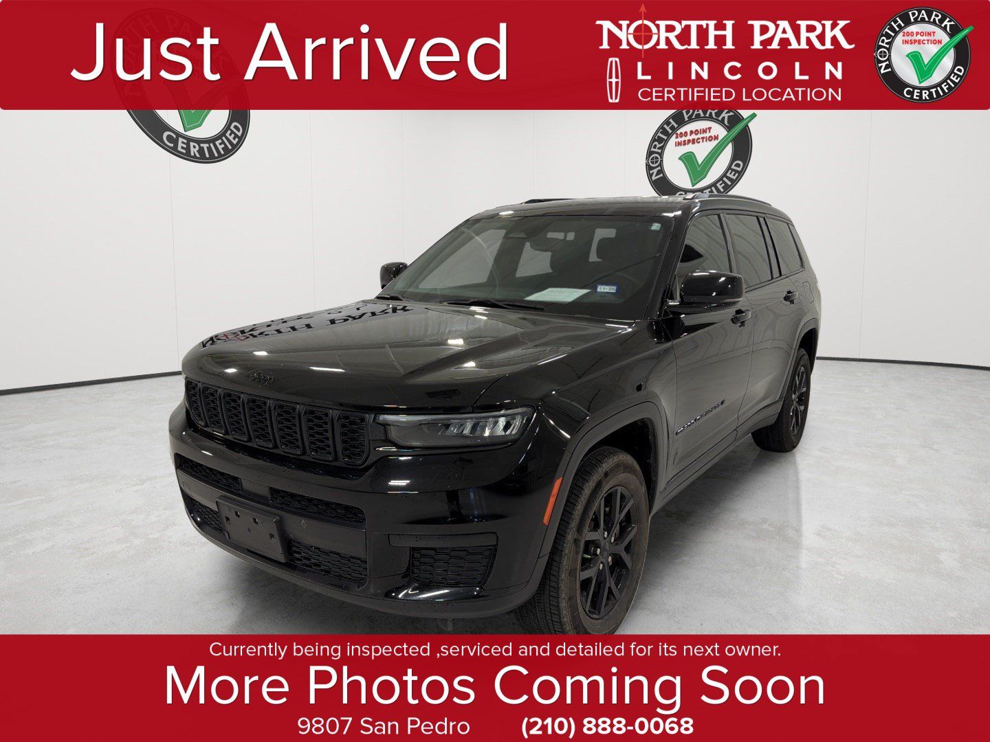 Used 2024 Jeep Grand Cherokee L Laredo AWD/4WD image 1