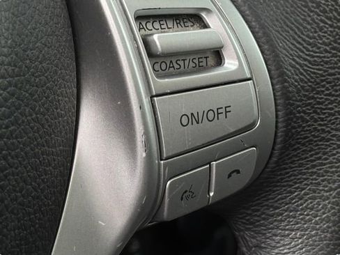 Used 2016 Nissan Rogue SL w/ SL Premium Package AWD/4WD image 12