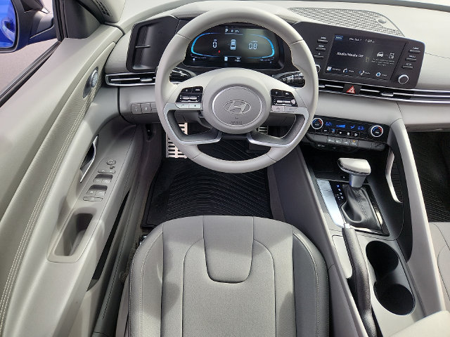 Used 2025 Hyundai Elantra Sport w/ Cargo Package FWD image 12