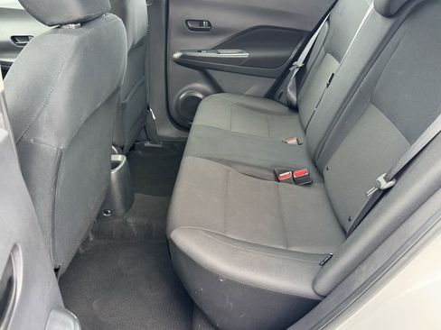 Used 2024 Nissan Kicks S FWD image 13