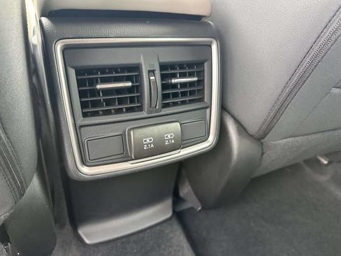 Certified 2024 Subaru Forester Premium AWD/4WD image 9