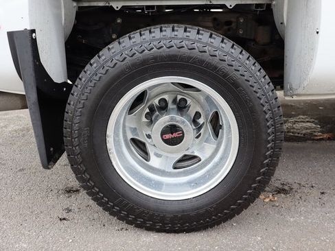 Used 2016 GMC Sierra 3500 Denali w/ Duramax Plus Package image 16