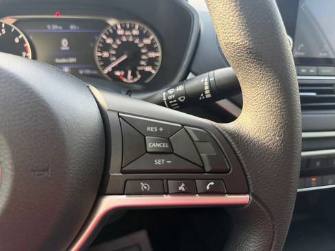 Used 2022 Nissan Altima 2.5 SV FWD image 21