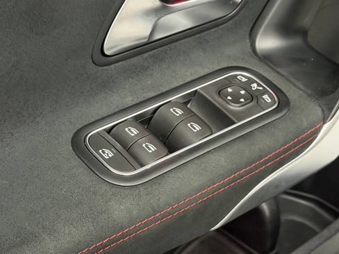 Certified 2025 Mercedes-Benz CLA 35 AMG 4MATIC image 24
