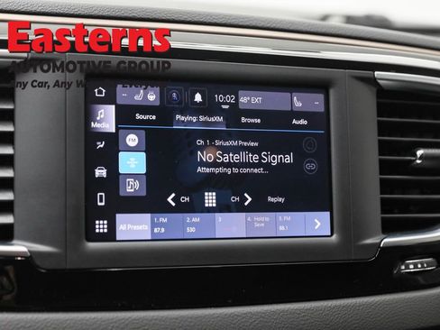 Used 2022 Chrysler Voyager LX image 19