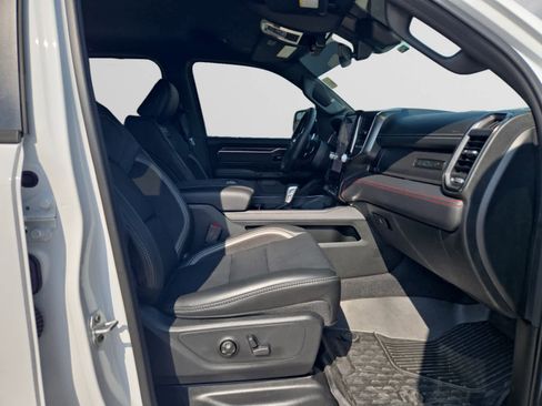 Used 2026 RAM 1500 RHO image 15