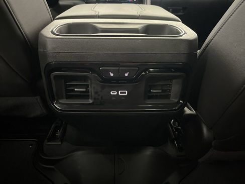 Used 2025 GMC Sierra 1500 AT4 AWD/4WD image 29