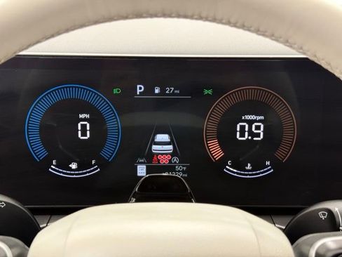 Used 2025 Hyundai Santa Fe SEL image 38