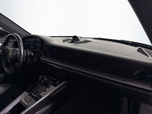 Certified 2020 Porsche 911 Carrera S image 24