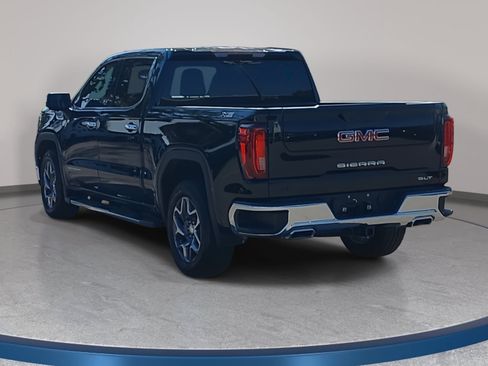 Used 2023 GMC Sierra 1500 SLT w/ SLT Premium Package AWD/4WD image 7