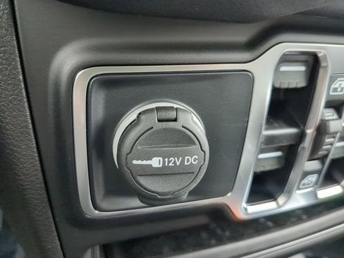 New 2025 Jeep Gladiator Sport image 48