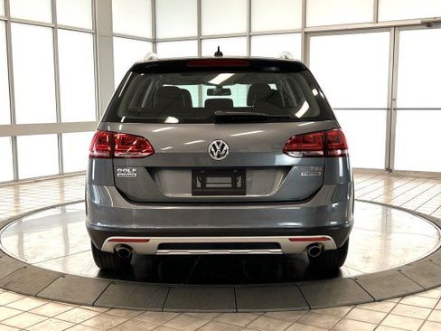 Used 2017 Volkswagen Golf Alltrack AWD/4WD image 6