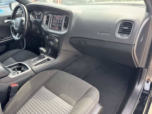 Used 2023 Dodge Charger SXT RWD image 12