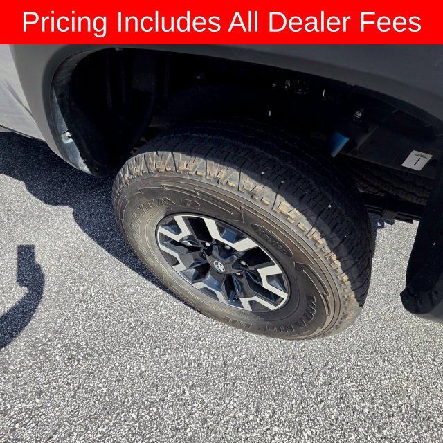 Used 2019 Toyota Tacoma TRD Off-Road AWD/4WD image 13