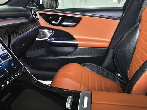 Used 2023 Mercedes-Benz C 43 AMG 4MATIC Sedan image 58