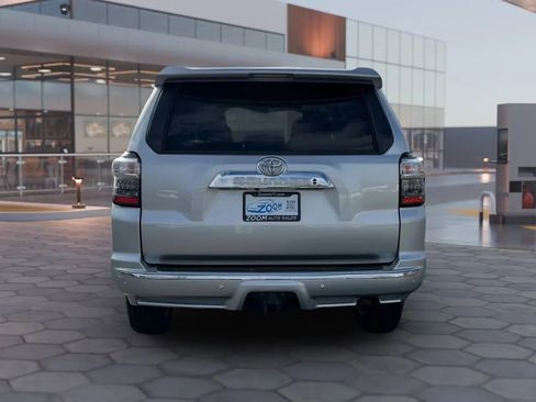 Used 2015 Toyota 4Runner Limited AWD/4WD image 7