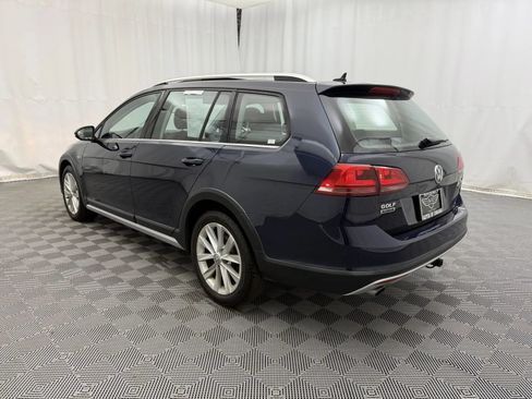 Used 2017 Volkswagen Golf Alltrack SE AWD/4WD image 7