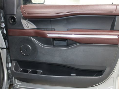 Used 2023 Ford Expedition Max Limited AWD/4WD image 39