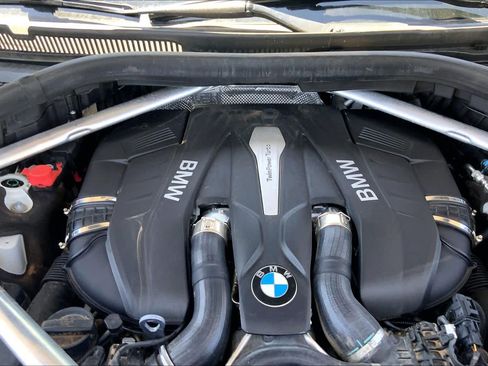 Used 2019 BMW X7 xDrive50i w/ M Sport Package AWD/4WD image 31