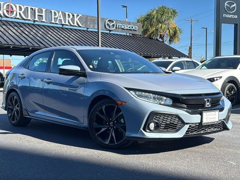 Used 2019 Honda Civic Sport Touring image 2