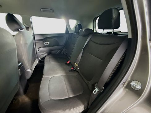 Used 2019 Kia Soul Base image 24