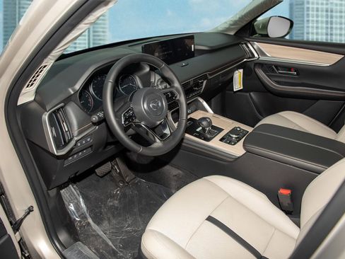 New 2026 MAZDA CX-90 3.3 Turbo w/ Preferred Package image 5