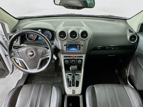 Used 2015 Chevrolet Captiva Sport LTZ FWD image 3
