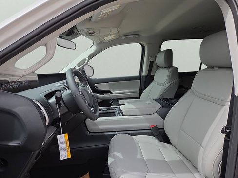 New 2026 Ford Expedition Max Active image 17