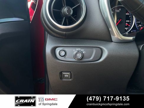 Used 2019 Chevrolet Blazer Premier w/ Sun and Wheels Package FWD image 13