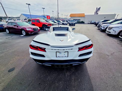 Used 2026 Chevrolet Corvette Z06 RWD image 16
