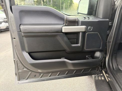 Used 2019 Ford F150 Raptor w/ Equipment Group 802A Luxury AWD/4WD image 9