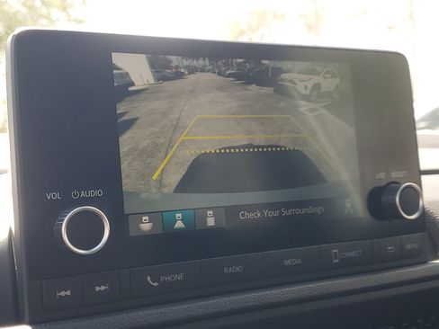 Used 2025 Honda CR-V Sport image 28