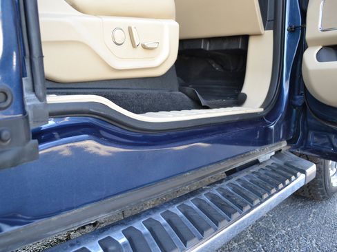 Used 2017 Ford F150 Lariat w/ Equipment Group 502A Luxury image 44