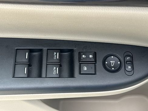 Used 2016 Honda Accord EX image 14