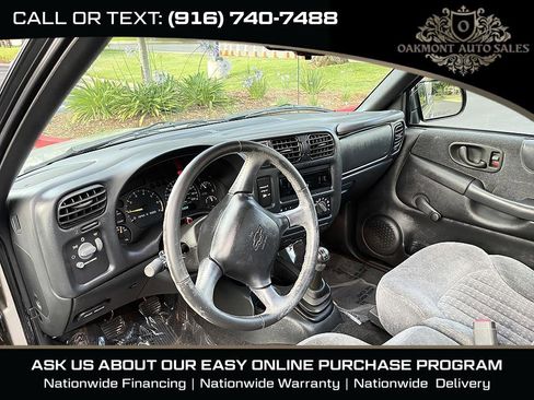 Used 1999 Chevrolet S10 Pickup LS w/ Preferred Equipment Group RWD image 15