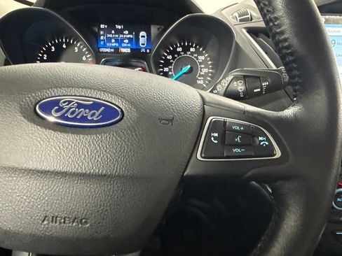Used 2019 Ford Escape SEL AWD/4WD image 26