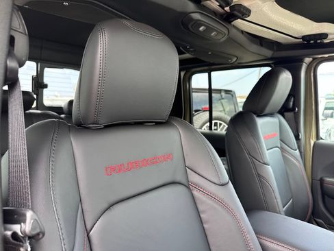 New 2026 Jeep Gladiator Rubicon AWD/4WD image 14