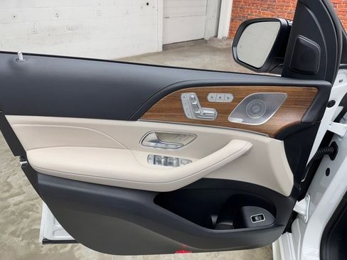 Used 2026 Mercedes-Benz GLE 53 AMG GLE 53 AMG image 10